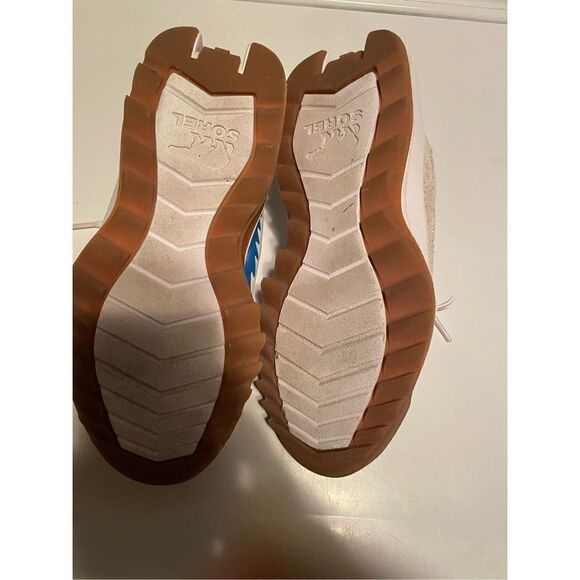 Sorel Sneakers (SZ 5.5) - Picture 4 of 5
